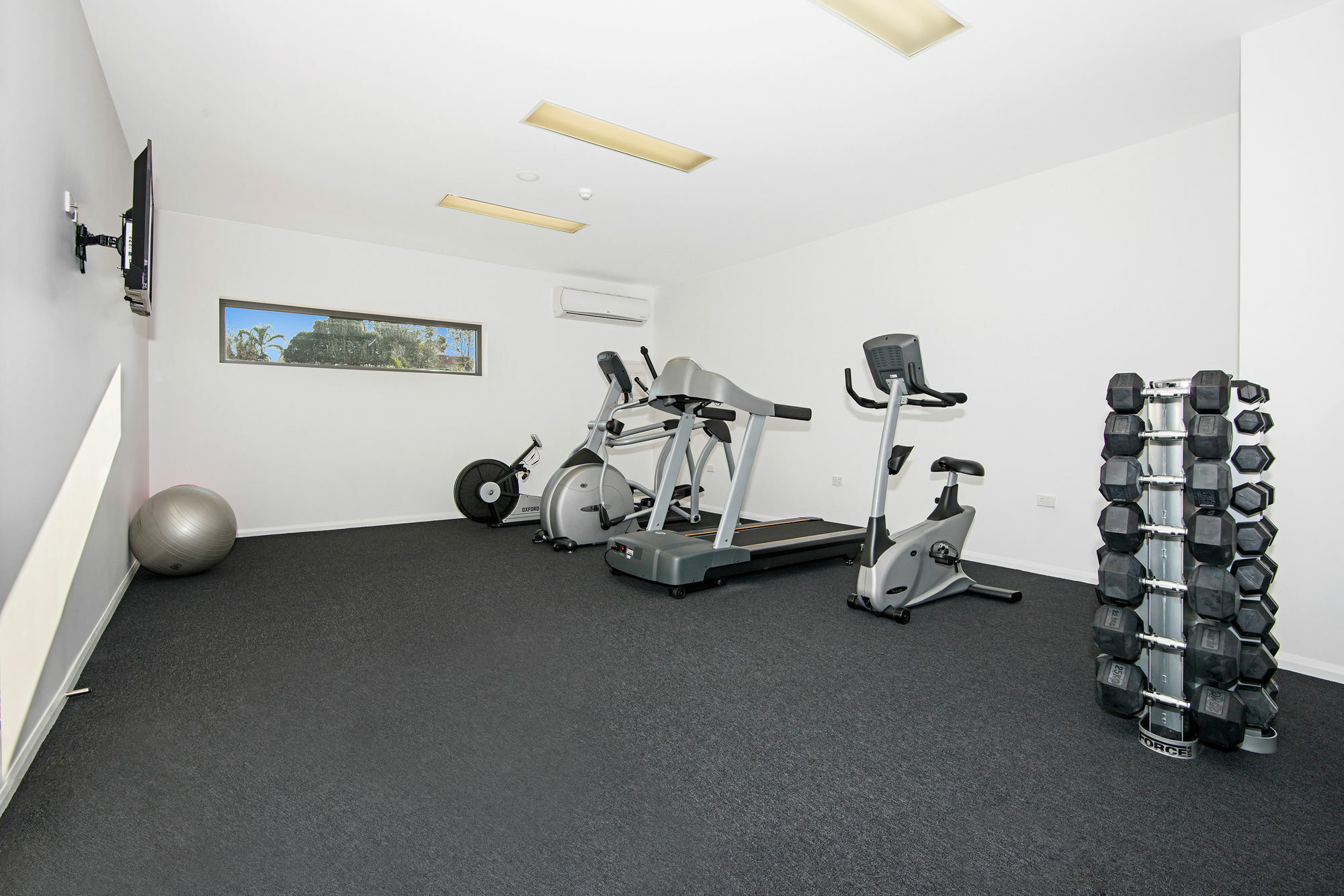 Allure Hotel & Apartments Таунсвил Екстериор снимка